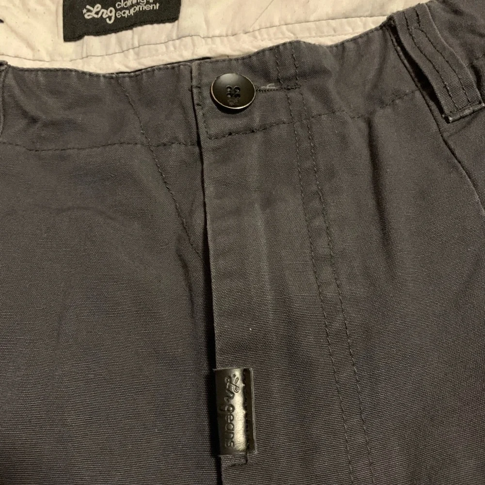 LRG Grey Cargo Shorts size 36 - Picture 5 of 8